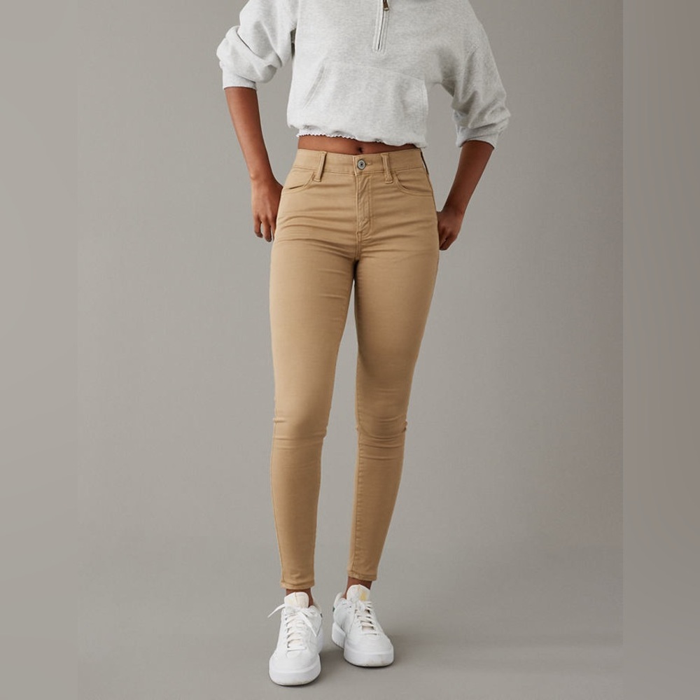 AE American Eagle Hi-rise jegging, size 2, khaki. EUC